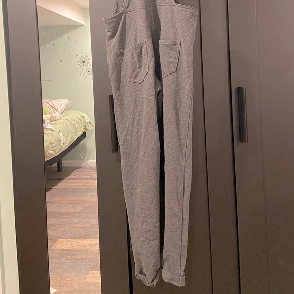 𝕮𝖔𝖒𝖋𝖔𝖗𝖙𝖆𝖇𝖑𝖊 𝖉𝖚𝖓𝖌𝖆𝖗𝖊𝖊 𝖘𝖊𝖙 𝖎𝖓 χѕ - Picture 3 of 4